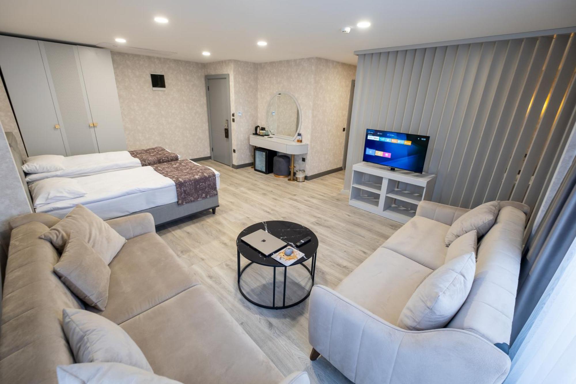 Otel Avion